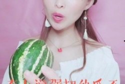 娱乐吃瓜酱安慰朋友,为朋友带来快乐与安慰