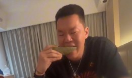 网红弟弟吃瓜图片高清视频,高清视频揭秘瓜界新宠