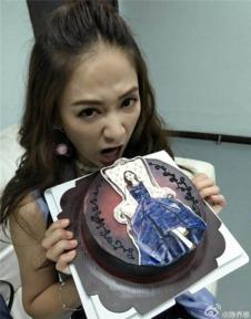 娱乐吃瓜女艺人压力大,揭秘她们内心的挣扎与成长