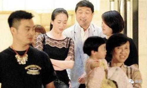 为了吃瓜她进娱乐圈却红,从吃瓜爱好者到娱乐圈红人的华丽转身